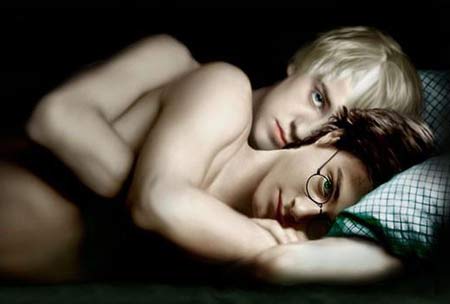 Draco Malfoy and Harry Potter never spooned in real life this image is just
