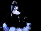 VIDEO: Mrs. Swan is Black Swan